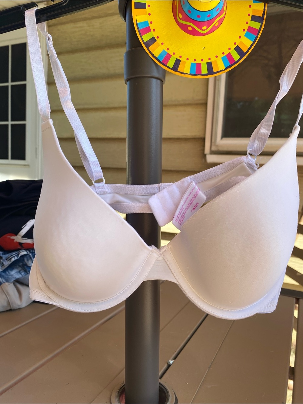 No Boundaries White Smooth T-Shirt Bra